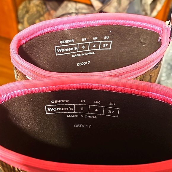 The Original Muck Boot Company - Woody Max Realtree Waterproof W/ Pink Size 6 - Picture 5 of 6